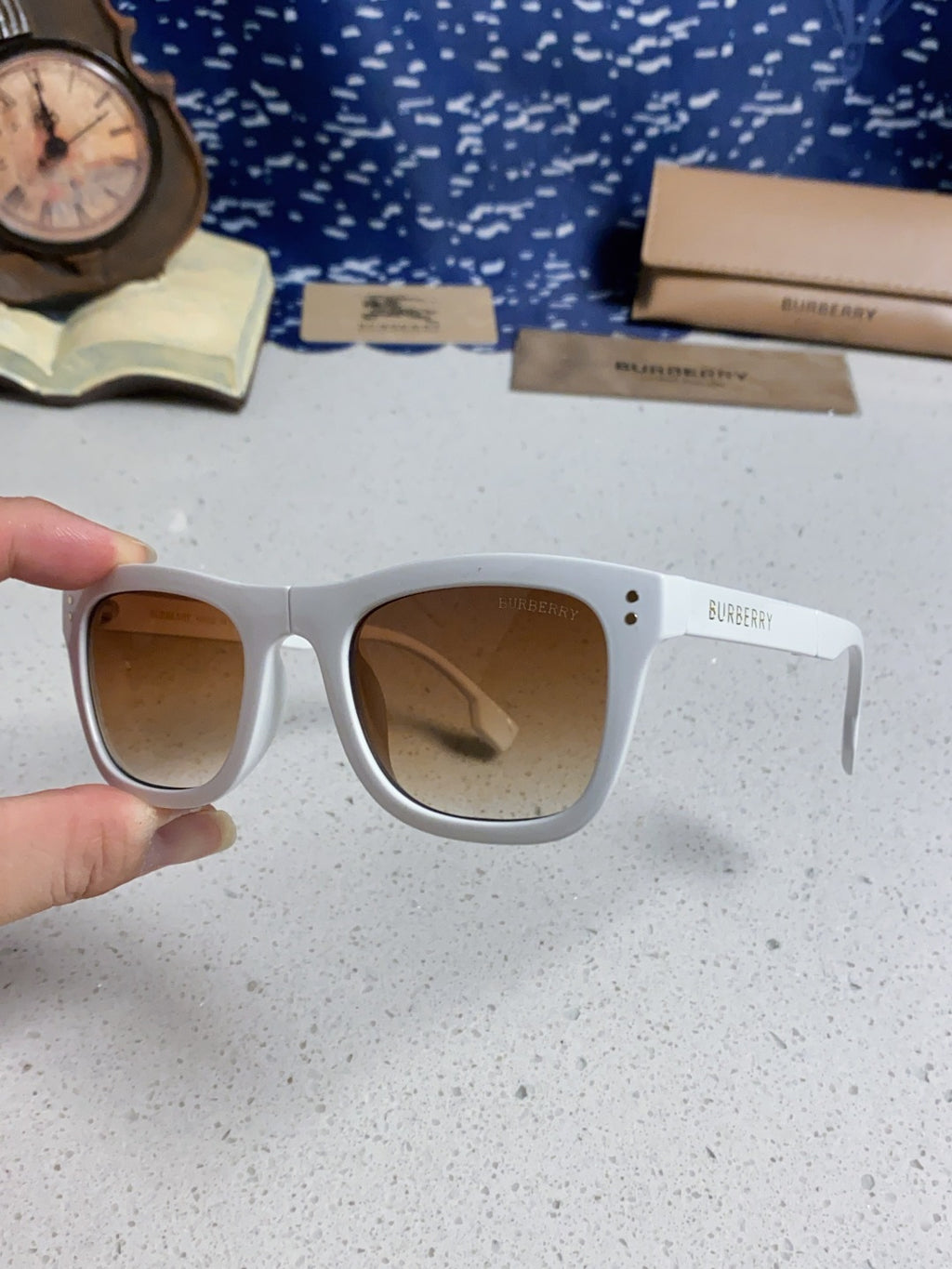 Burberry Folding Fashion Brown Lens Sunglasses for Men & Women - 432411 - detail image 6