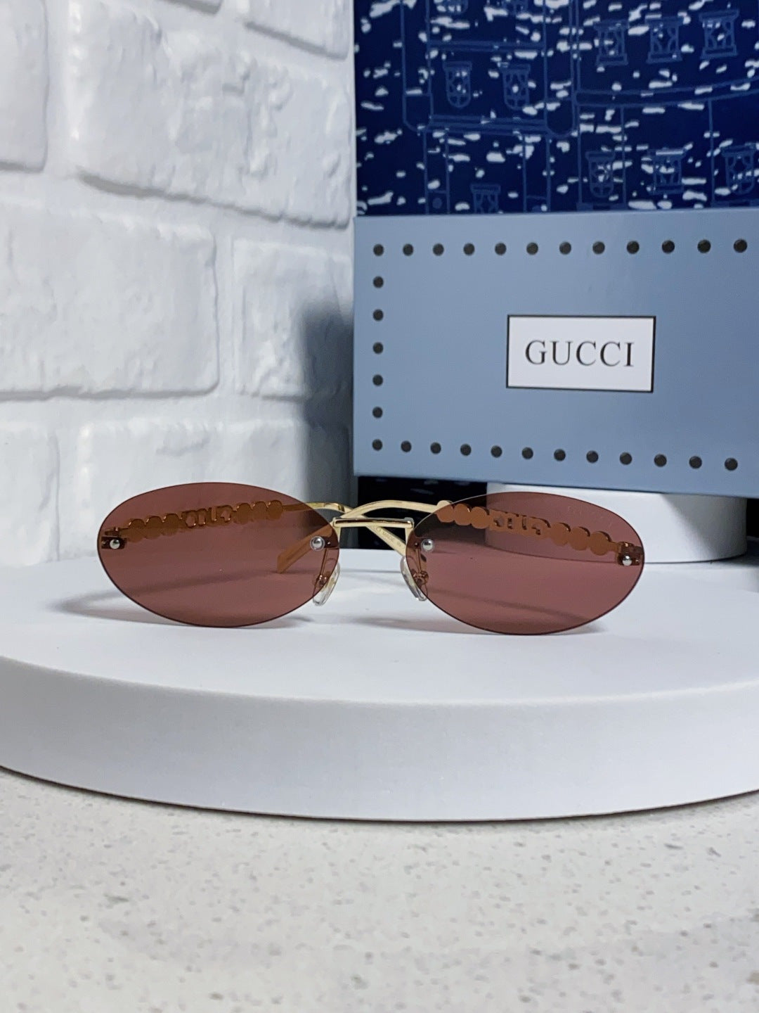 Gucci GG1922 Round Red Lens Sunglasses for Men & Women - detail image 2
