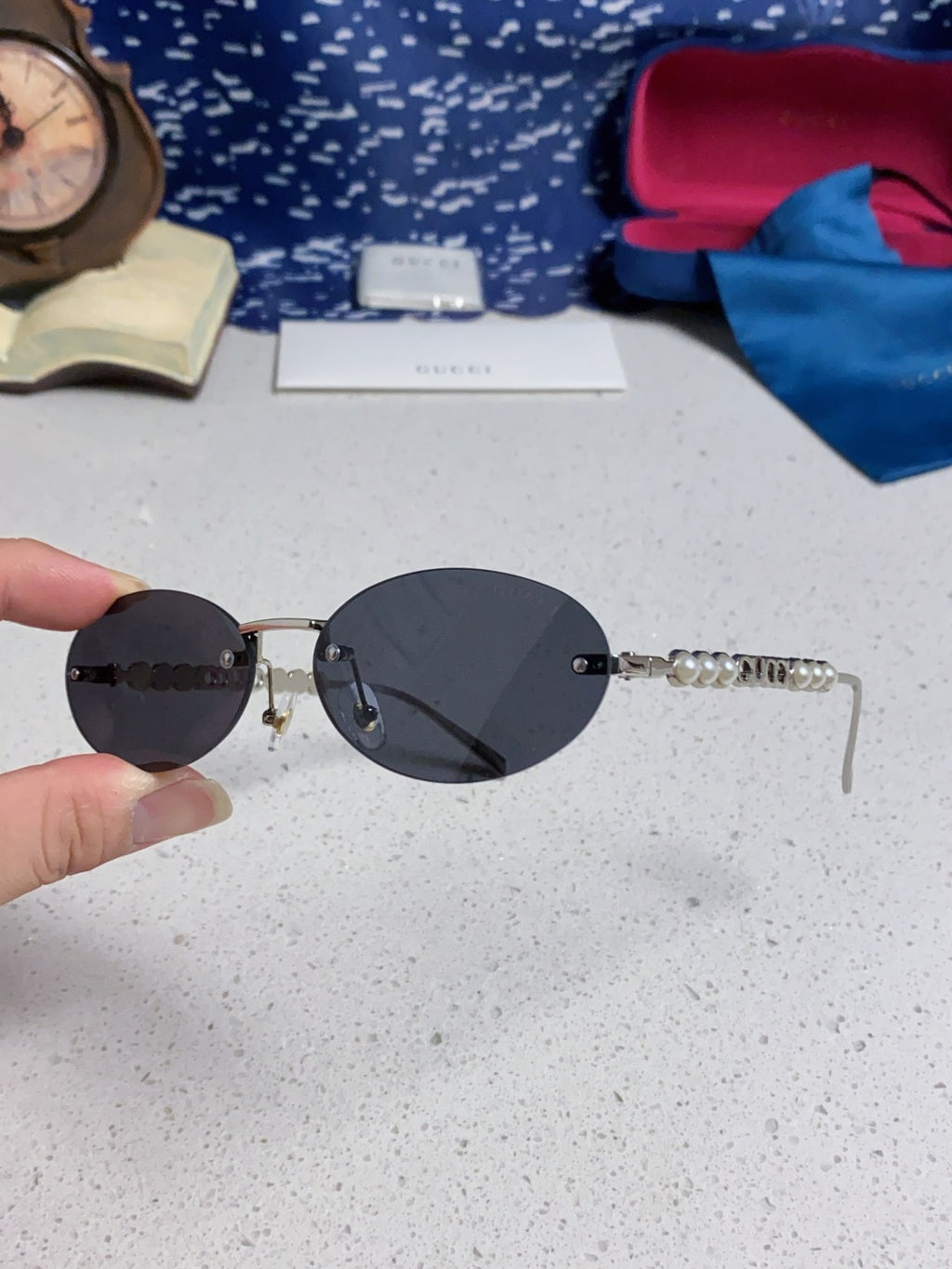 Gucci GG1922 Round Black Lens Sunglasses for Men & Women - detail image 7