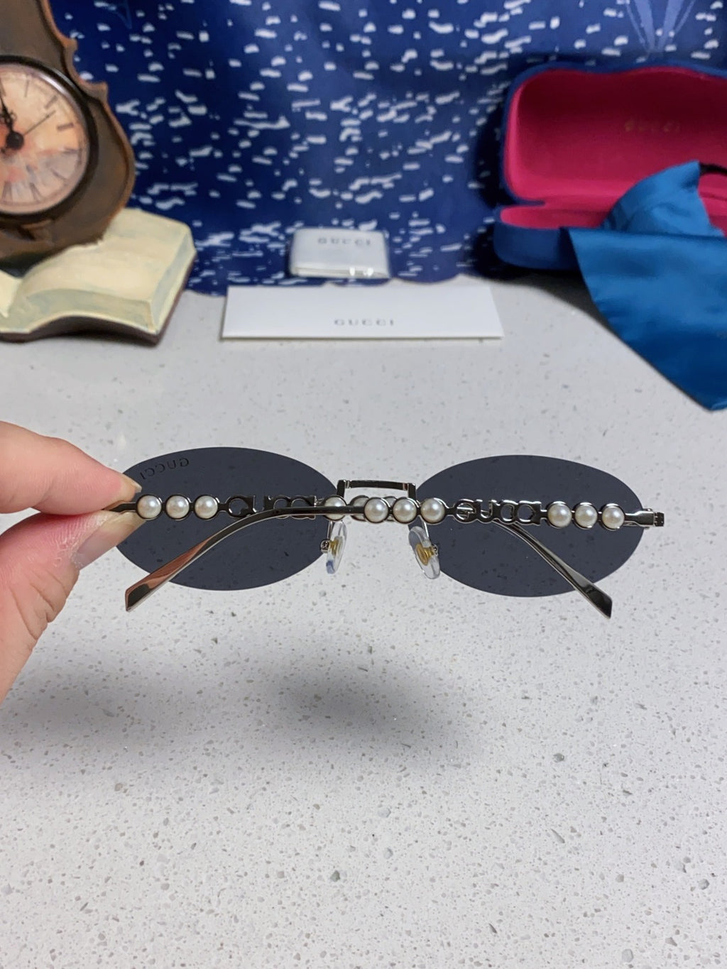 Gucci GG1922 Round Black Lens Sunglasses for Men & Women - detail image 6