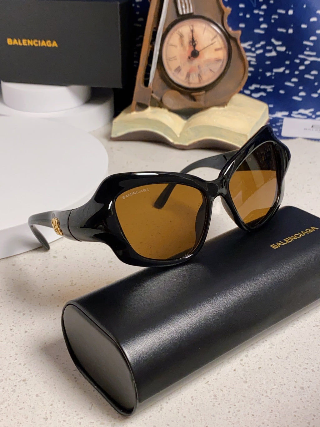 Balenciaga Oversized Brown Lens Sunglasses for Women - 487519 - detail image 10