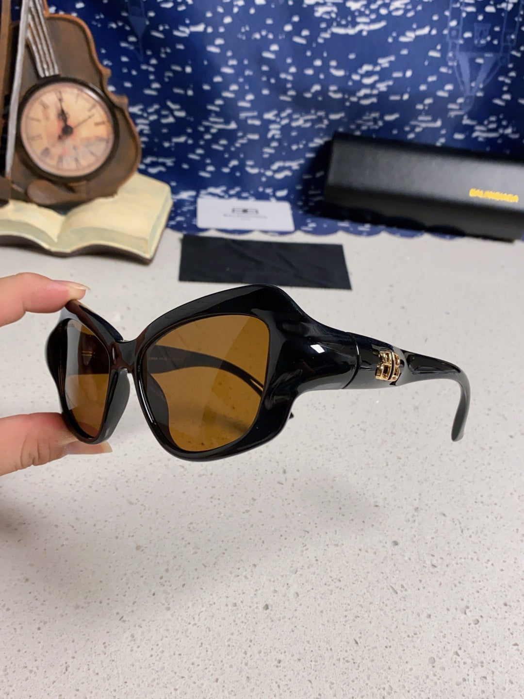 Balenciaga Oversized Brown Lens Sunglasses for Women - 358632 - detail image 6