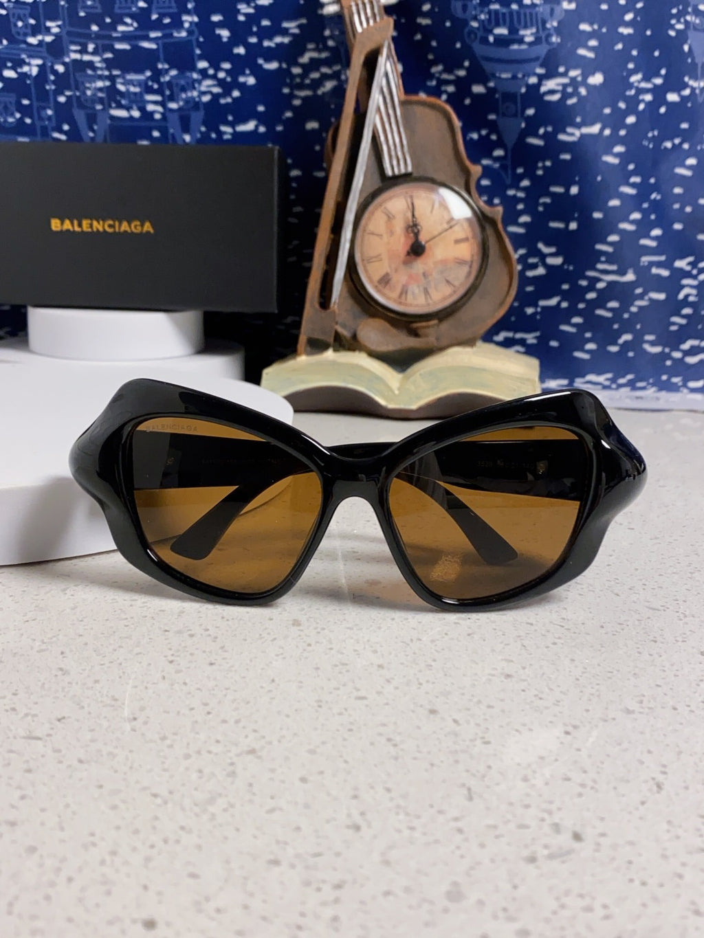 Balenciaga Oversized Brown Lens Sunglasses for Women - 487519 - detail image 9