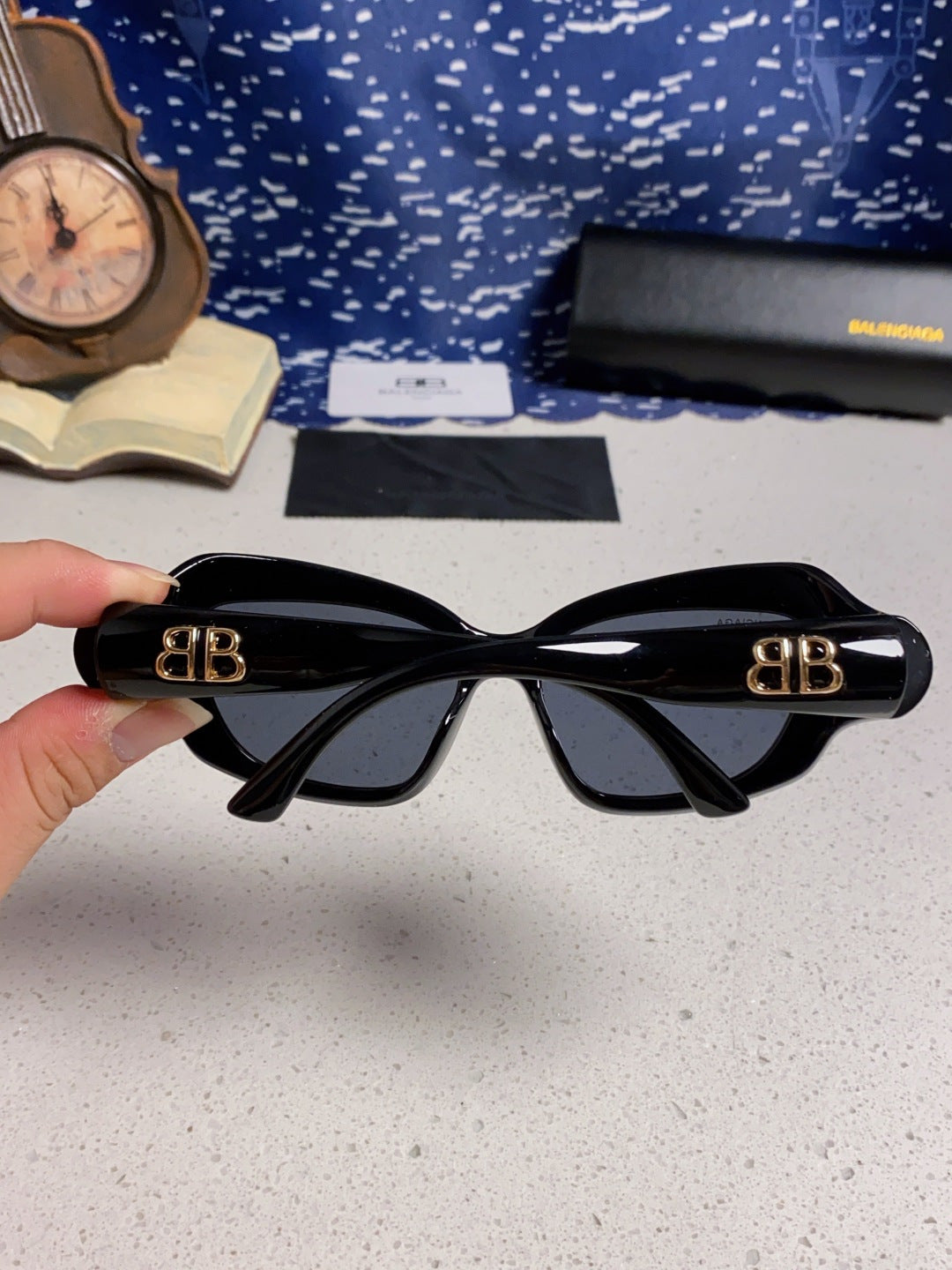 Balenciaga Oversized Brown Lens Sunglasses for Women - detail image 6