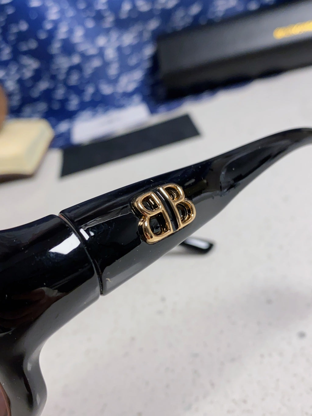 Balenciaga Oversized Brown Lens Sunglasses for Women - detail image 8