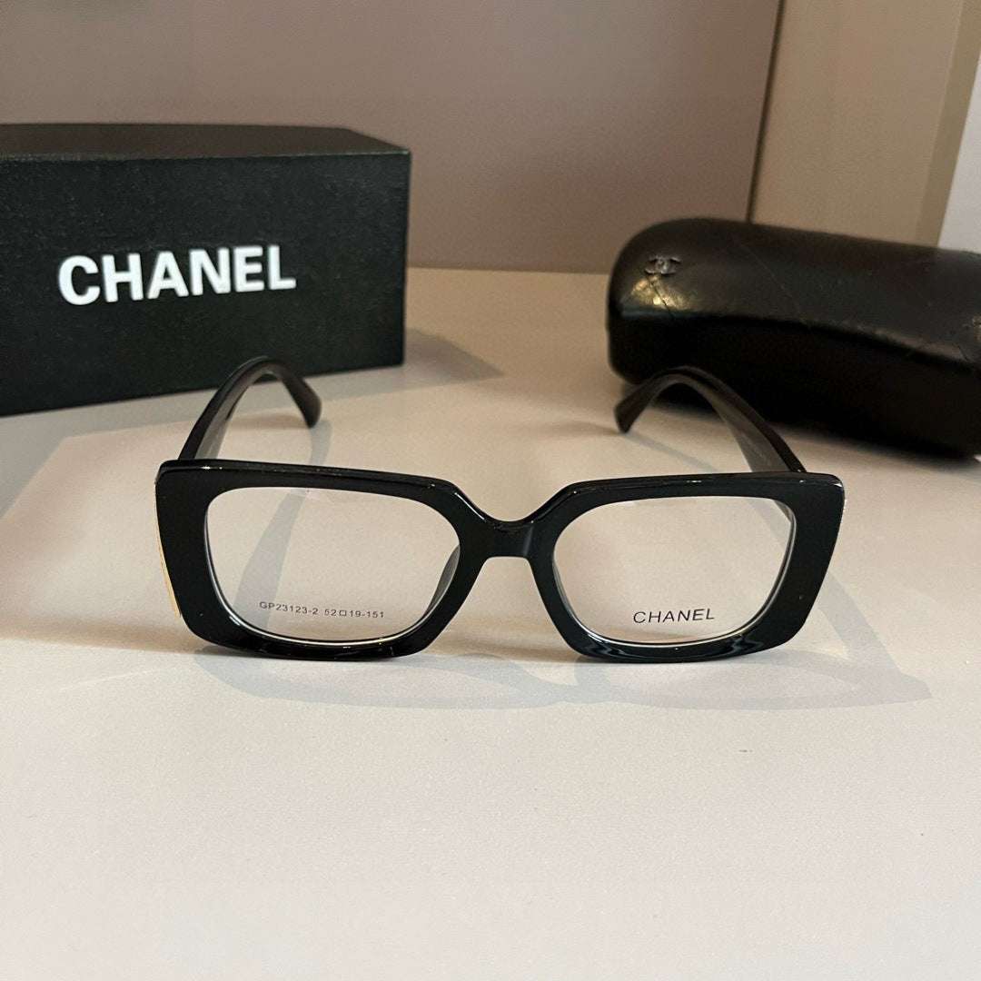 Chanel Oversized Silver Lens Sunglasses for Men & Women - 465151 - detail image 2