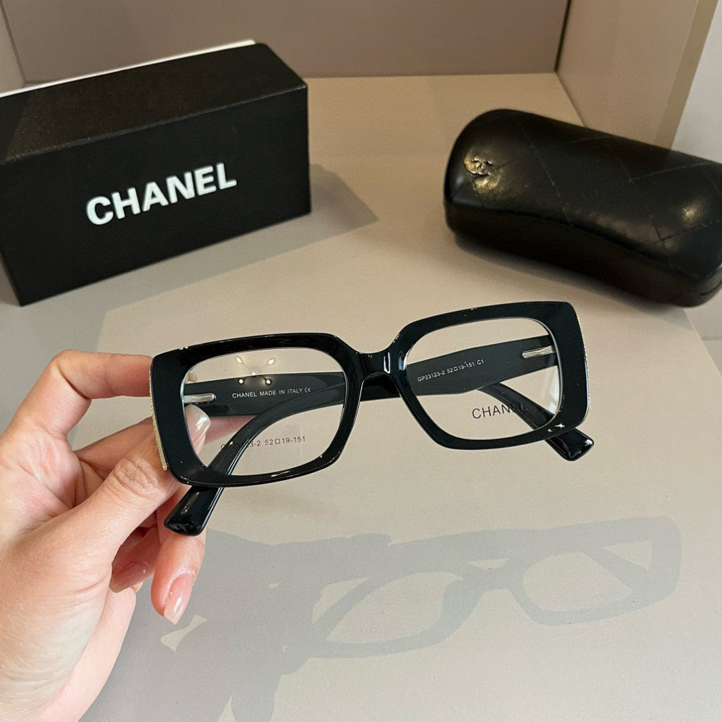 Chanel Oversized Silver Lens Sunglasses for Men & Women - 465151 - detail image 4