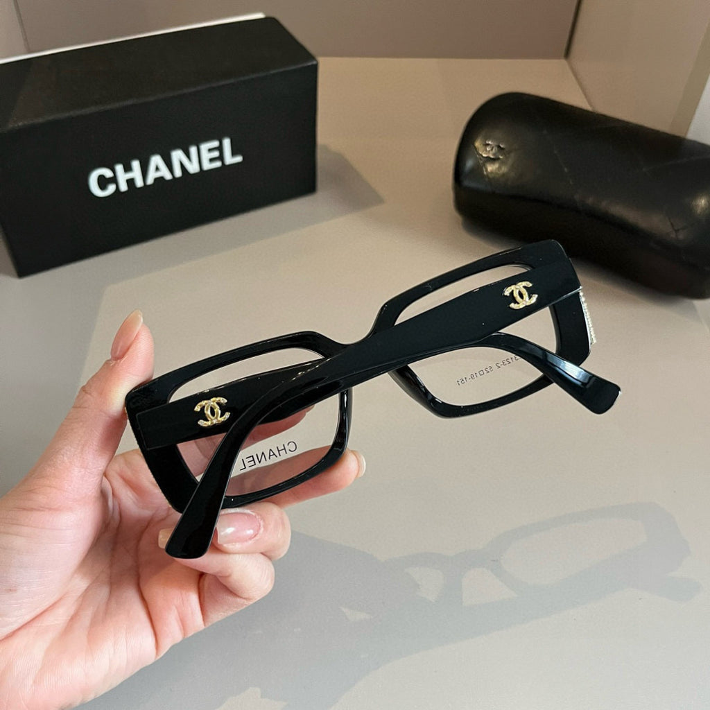 Chanel Oversized Silver Lens Sunglasses for Men & Women - 465151 - detail image 5