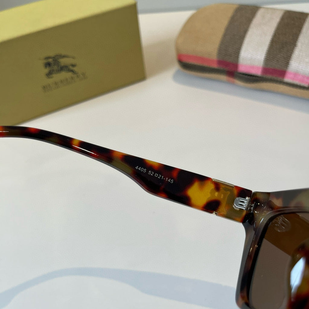 Burberry Fashion Black Lens Sunglasses for Men & Women - detail image 6