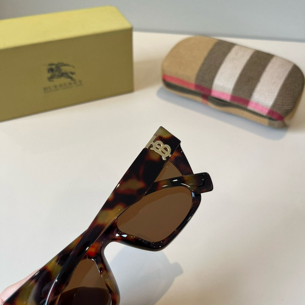 Burberry Fashion Black Lens Sunglasses for Men & Women - detail image 8