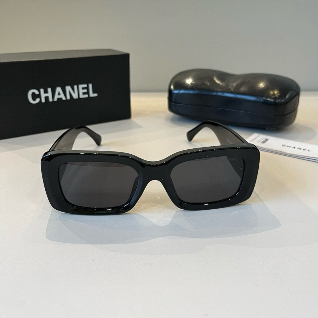 Chanel Fashion Black Lens Sunglasses for Men & Women - 448958 - detail image 2