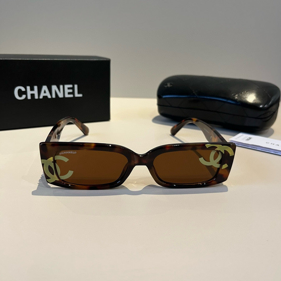Chanel Fashion Black Lens Sunglasses for Men & Women - 486548 - detail image 2