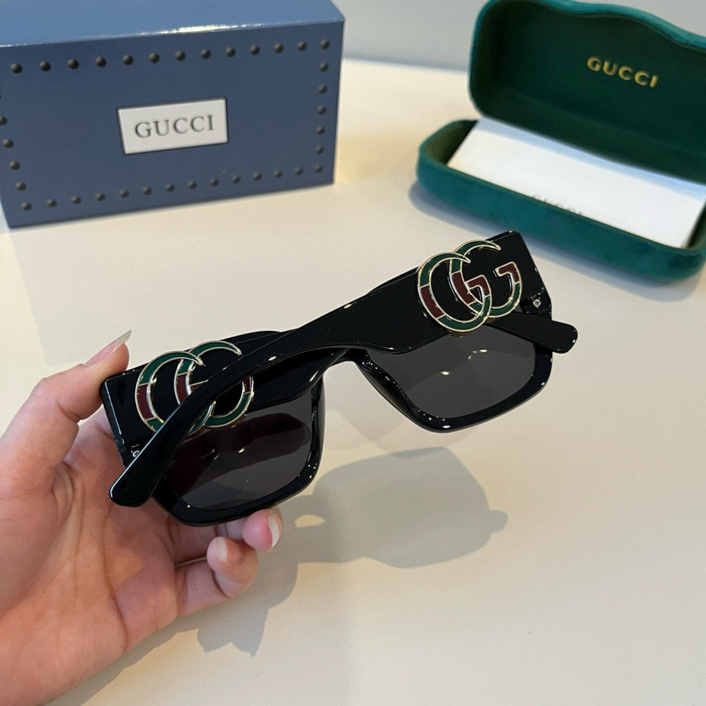 Gucci Oversized Black Lens Sunglasses for Men & Women - 486335 - detail image 5