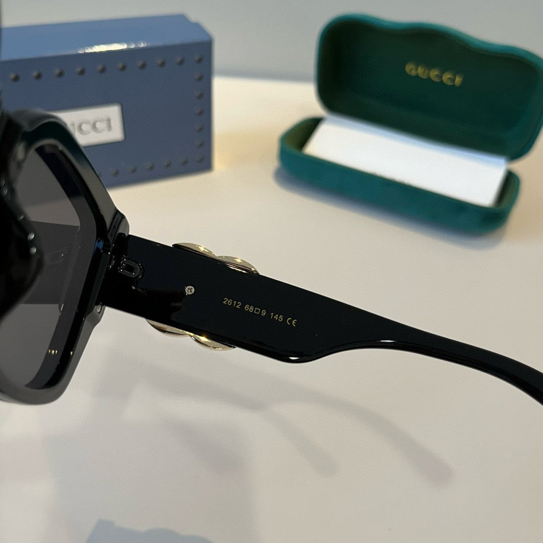 Gucci Oversized Black Lens Sunglasses for Men & Women - 486335 - detail image 9