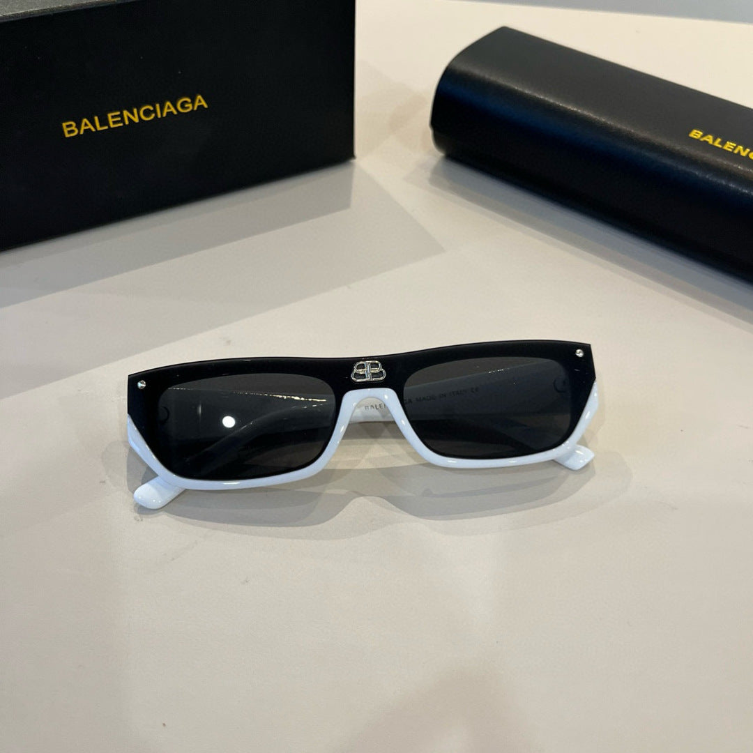 Balenciaga Rectangular Silver Lens Sunglasses for Men & Women - 487544 - detail image 6