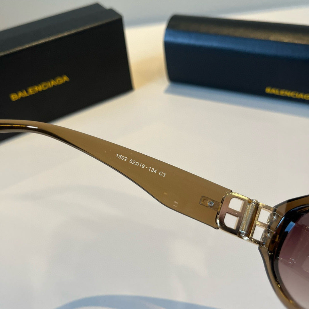 Balenciaga Rectangular Brown Lens Sunglasses for Men & Women - 372342 - detail image 5