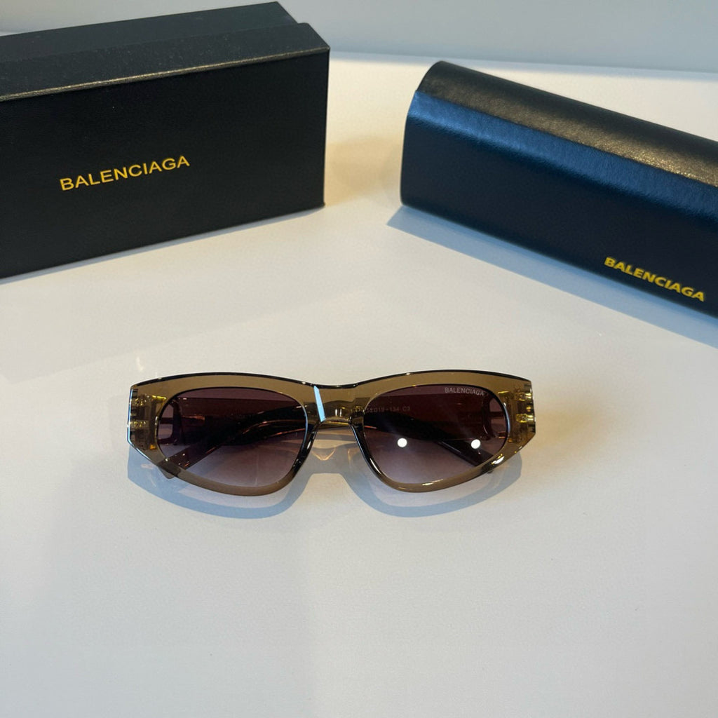 Balenciaga Rectangular Brown Lens Sunglasses for Men & Women - 372342 - detail image 9