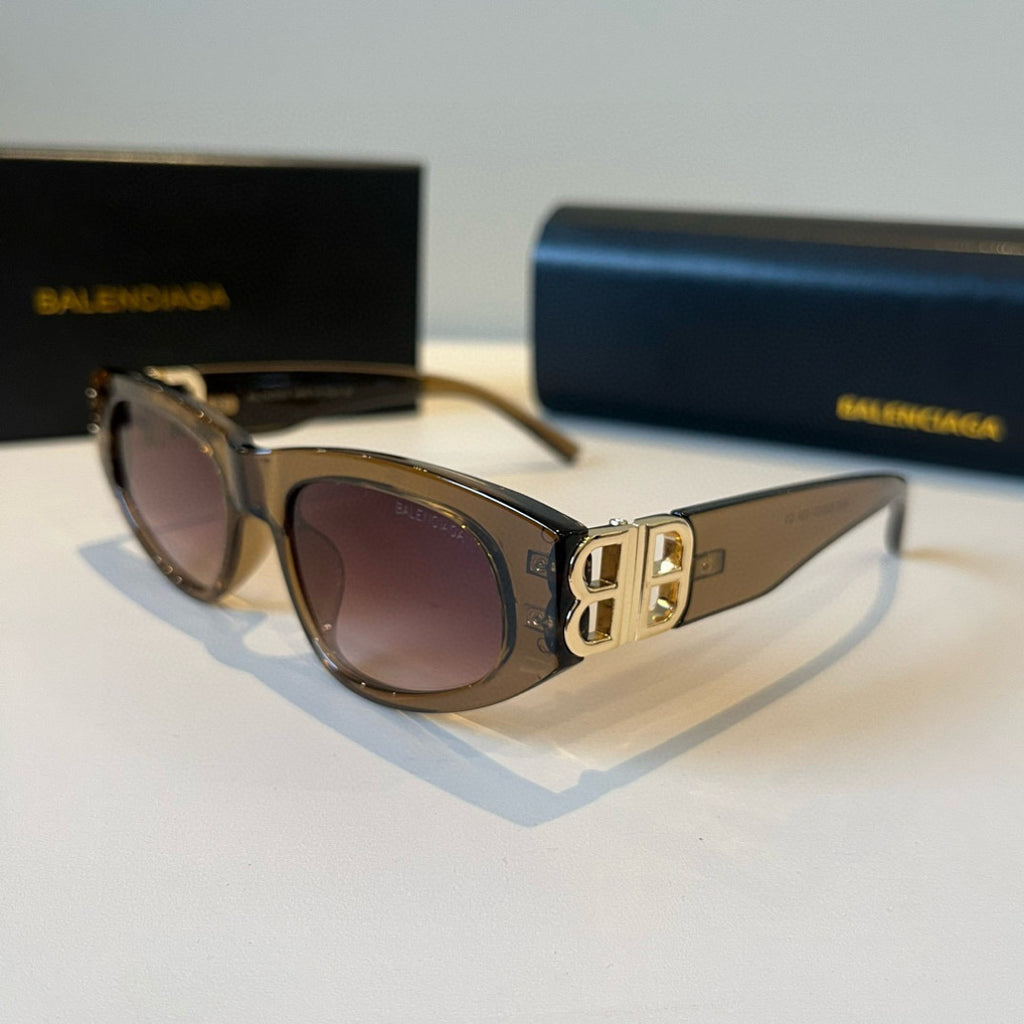 Balenciaga Rectangular Brown Lens Sunglasses for Men & Women - 372342 - detail image 3