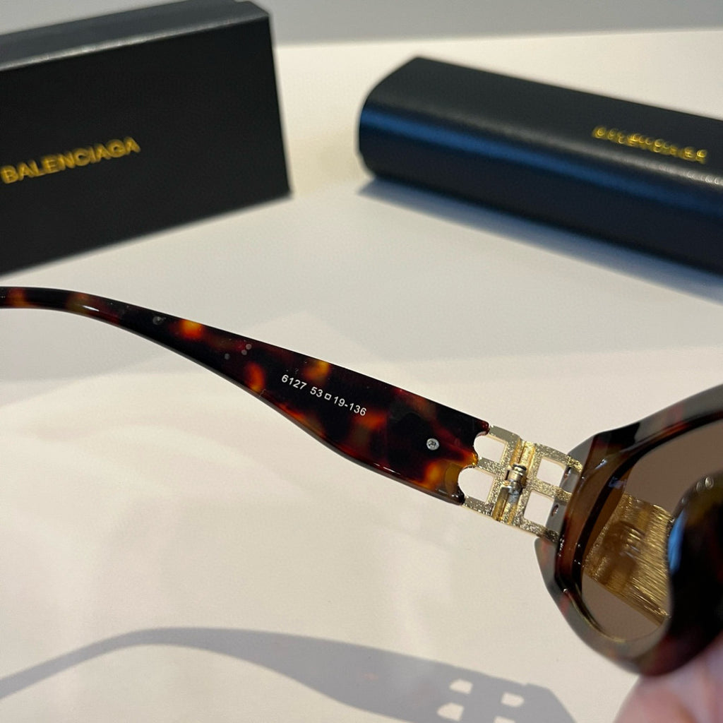 Balenciaga Rectangular Black Lens Sunglasses for Men & Women - 372343 - detail image 6