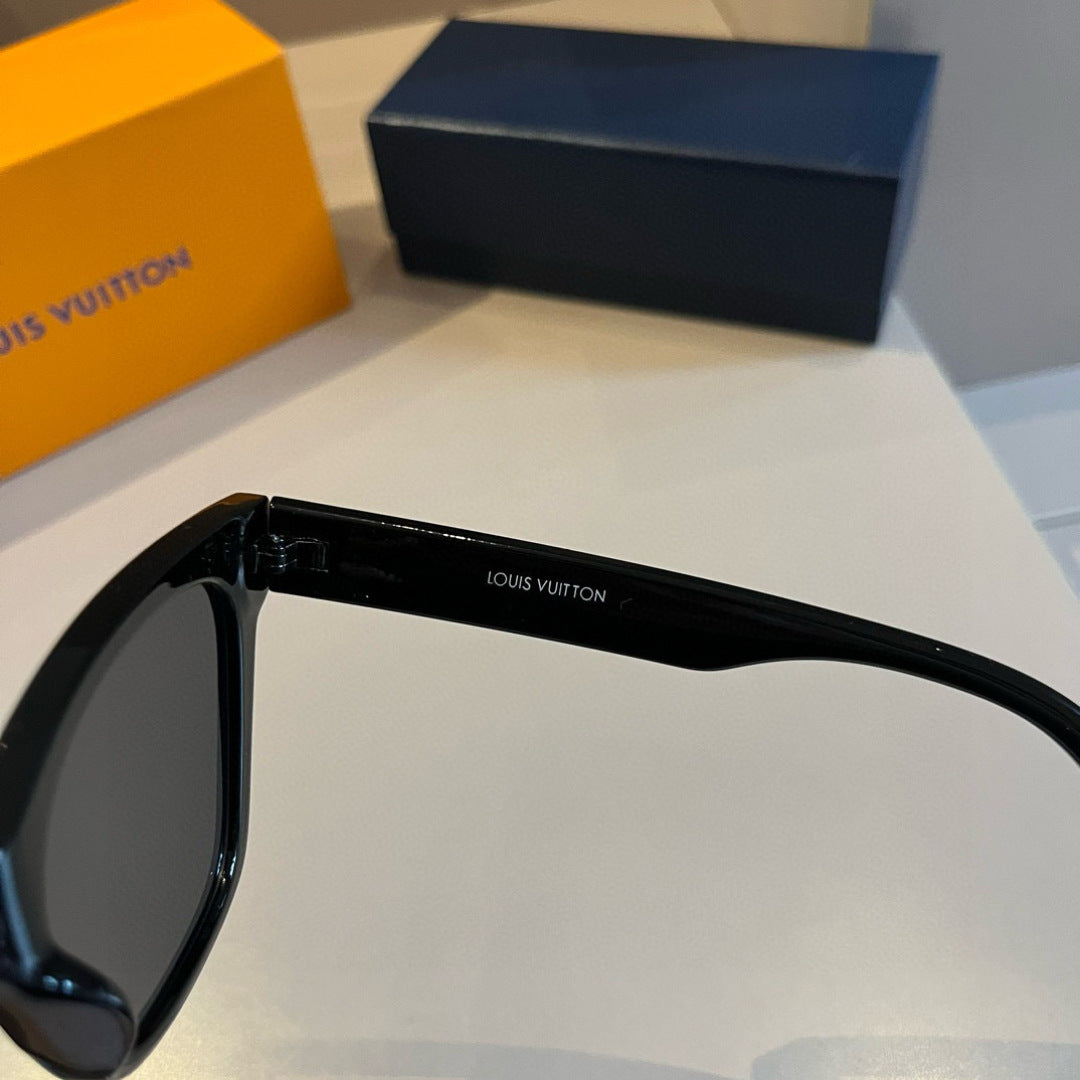 Louis Vuitton Metal Fashion Gold Lens Sunglasses for Men & Women - 448587 - detail image 8