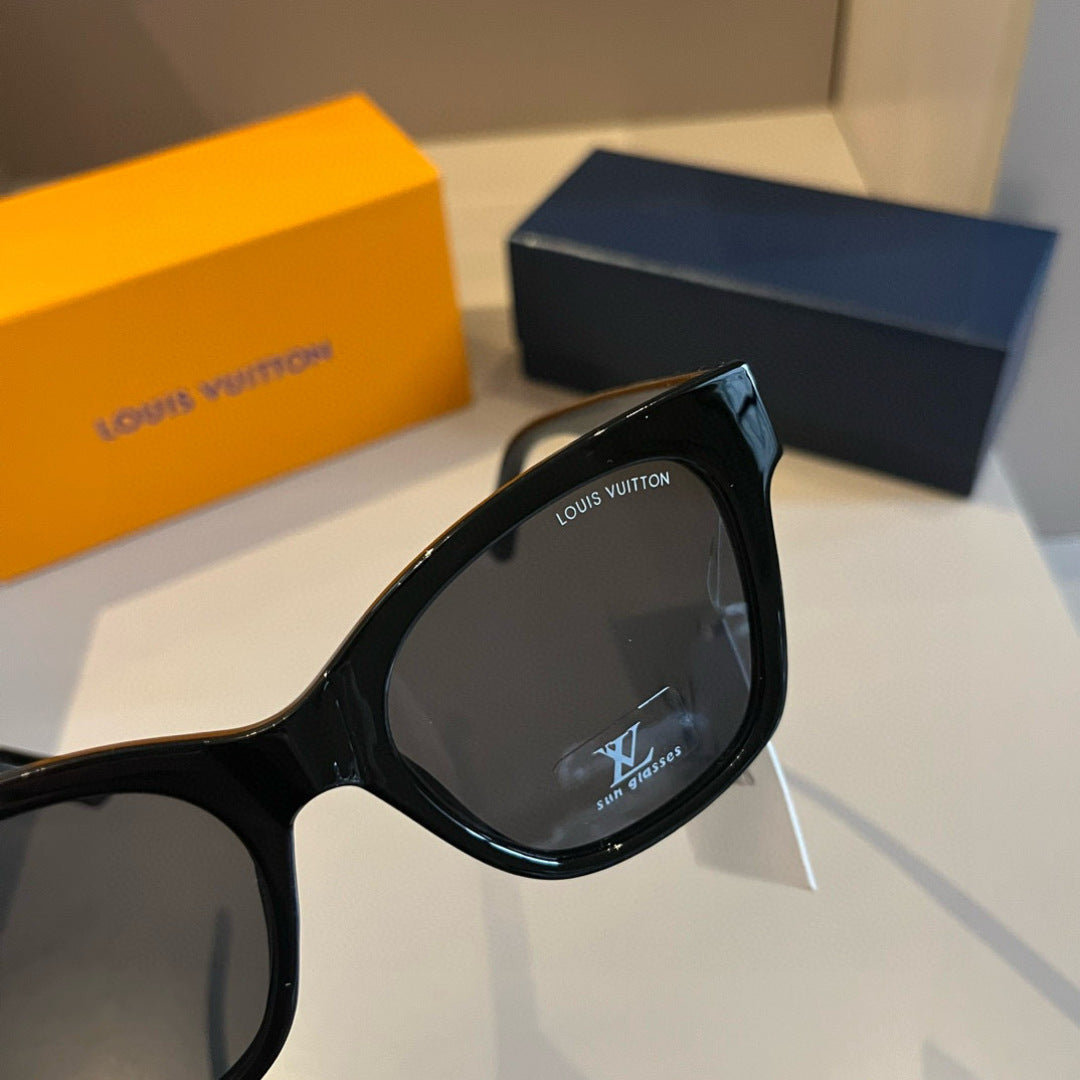 Louis Vuitton Metal Fashion Gold Lens Sunglasses for Men & Women - 448587 - detail image 7