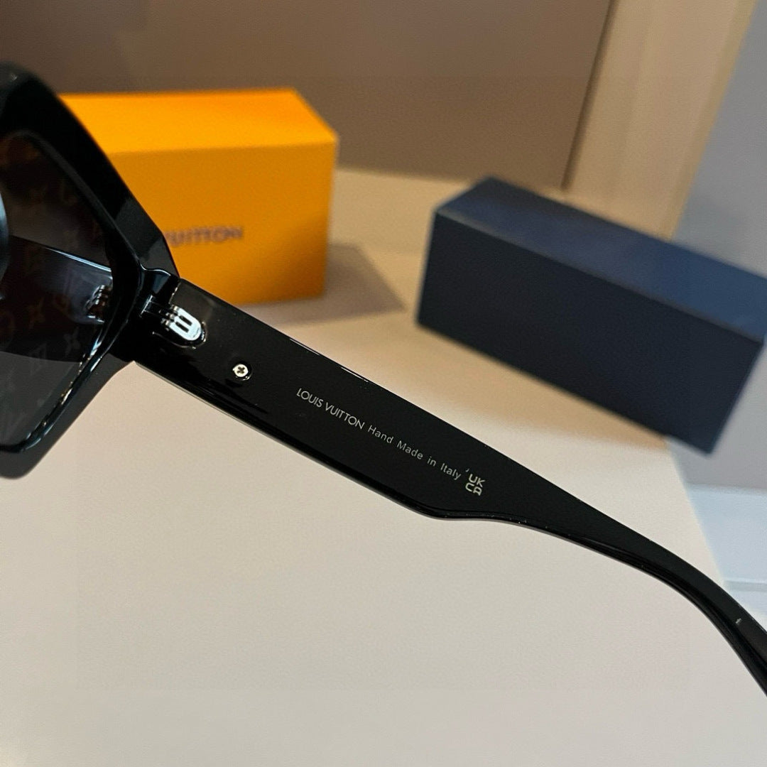 Louis Vuitton Metal Fashion Gold Lens Sunglasses for Men & Women - 431145 - detail image 9