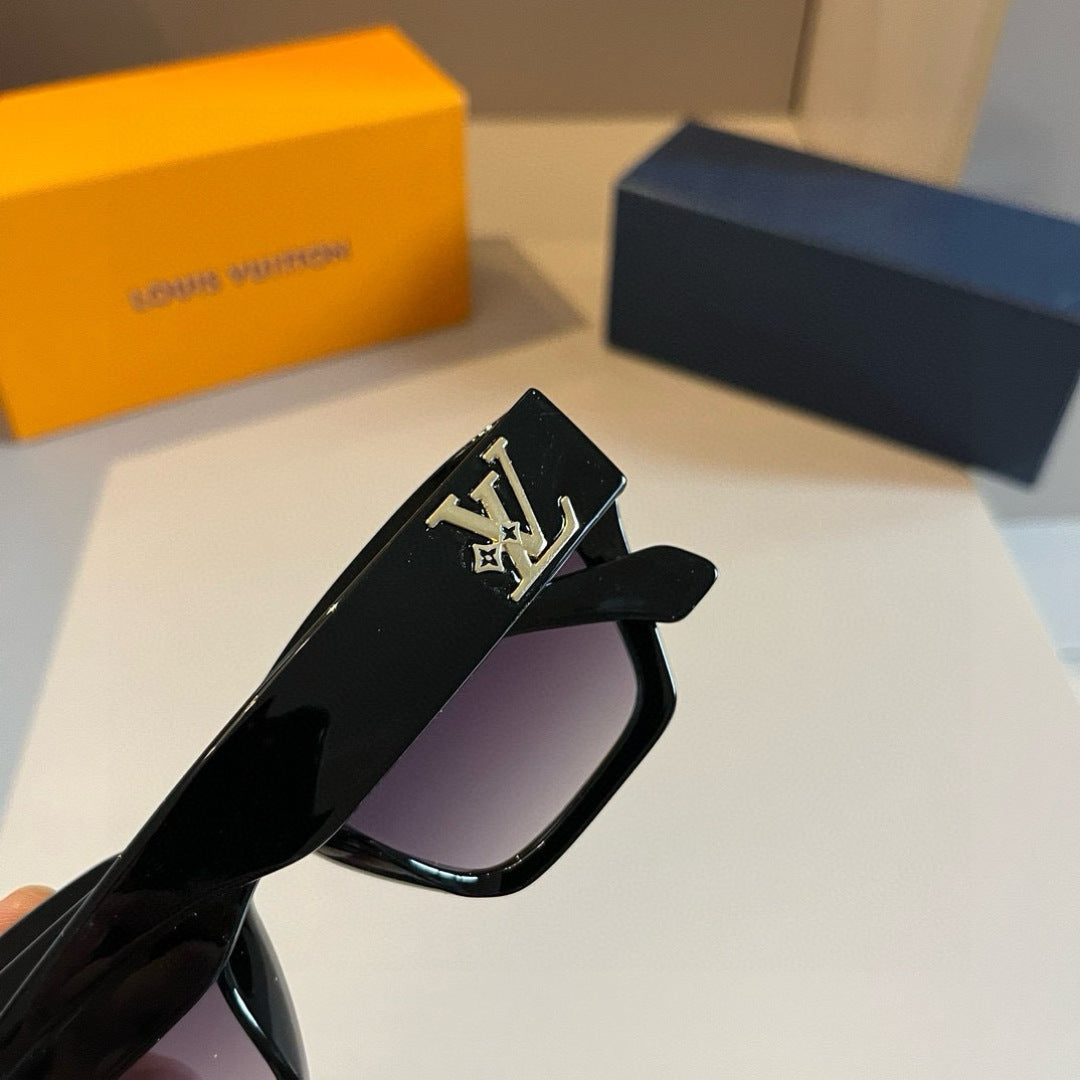 Louis Vuitton Metal Fashion Gold Lens Sunglasses for Men & Women - 431146 - detail image 7