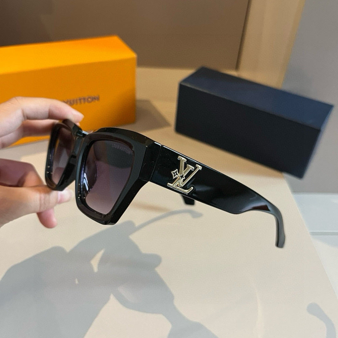 Louis Vuitton Metal Fashion Gold Lens Sunglasses for Men & Women - 431146 - detail image 4