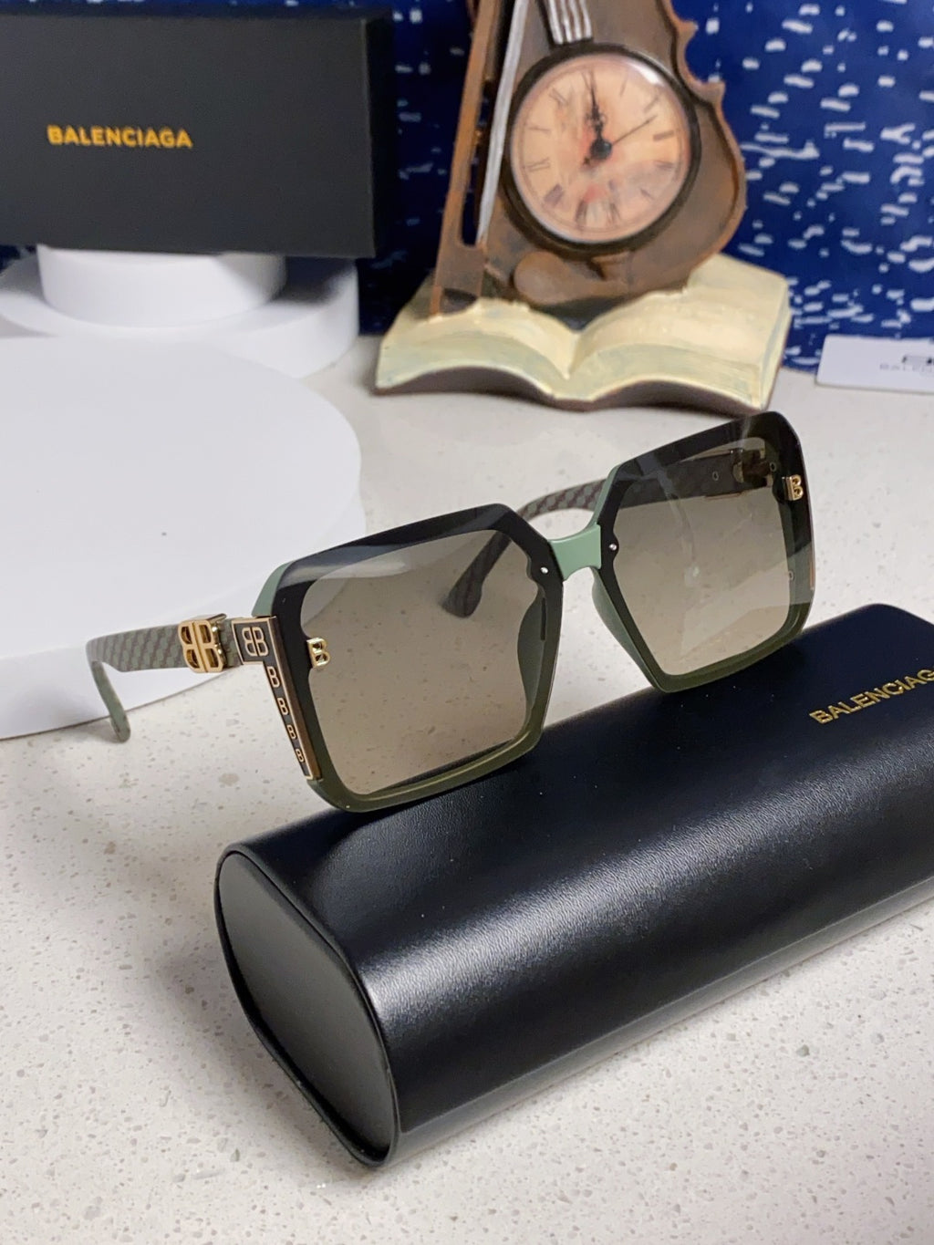 Balenciaga Square Gray Lens Sunglasses for Men & Women - 158570 - detail image 9