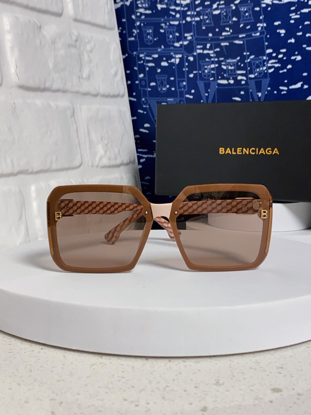 Balenciaga Square Red Lens Sunglasses for Men & Women - 158571 - detail image 2