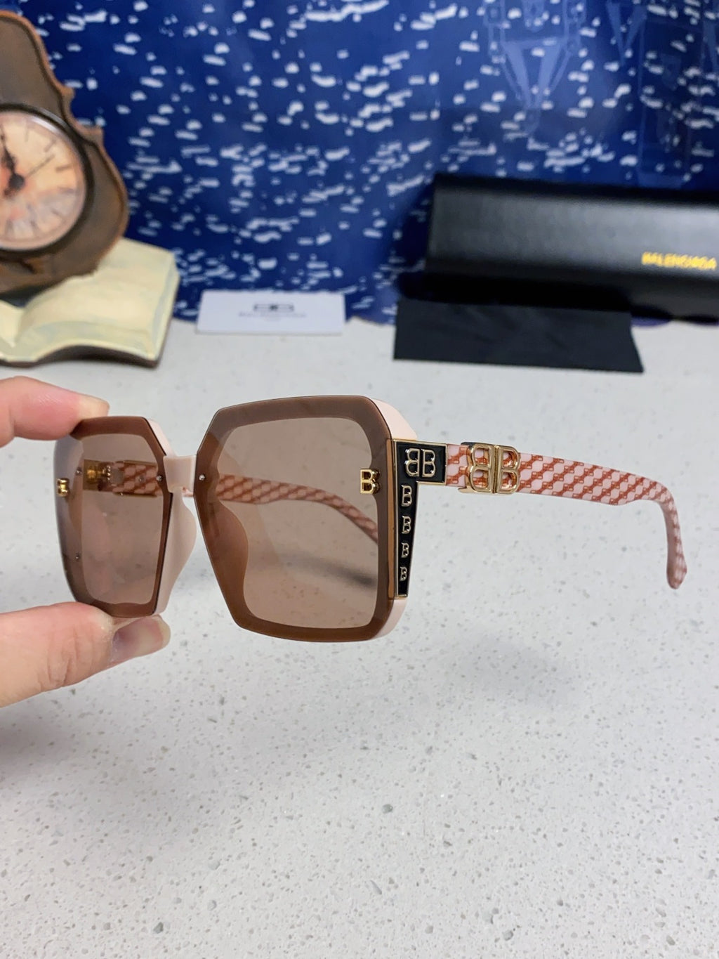 Balenciaga Square Red Lens Sunglasses for Men & Women - 432554 - detail image 6