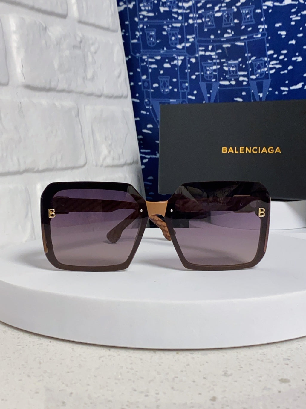 Balenciaga Square Gray Lens Sunglasses for Men & Women - 867211 - detail image 2