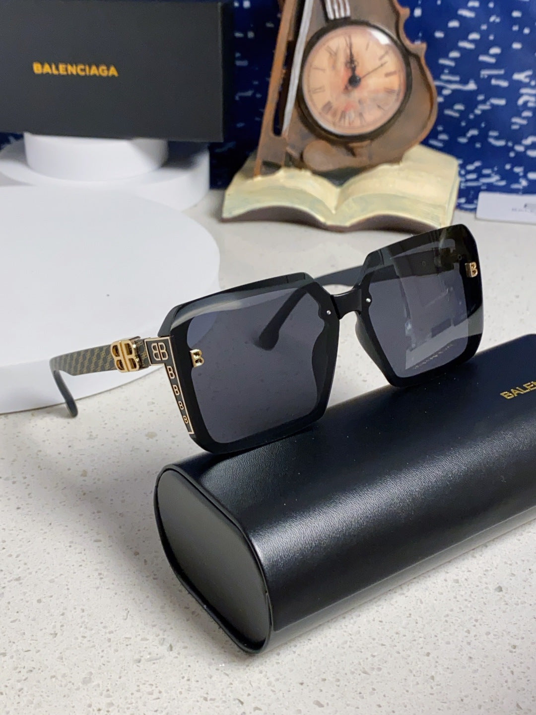 Balenciaga Square Gray Lens Sunglasses for Men & Women - 416115 - detail image 9