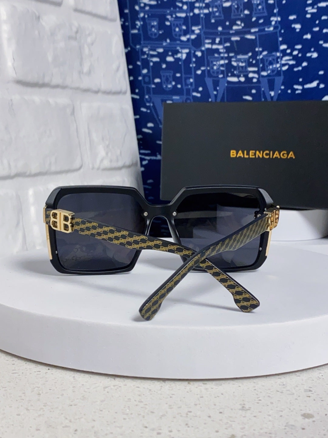 Balenciaga Square Gray Lens Sunglasses for Men & Women - 158574 - detail image 3