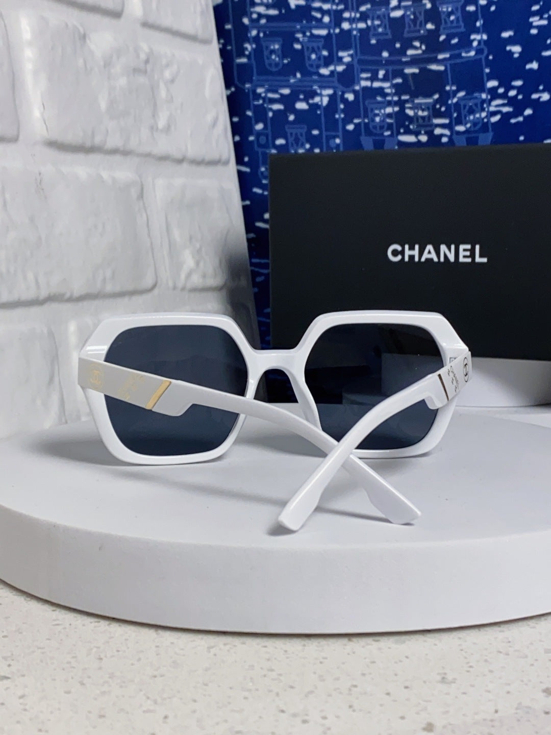 Chanel Polarized Square Black Lens Sunglasses for Women - 431661 - detail image 2