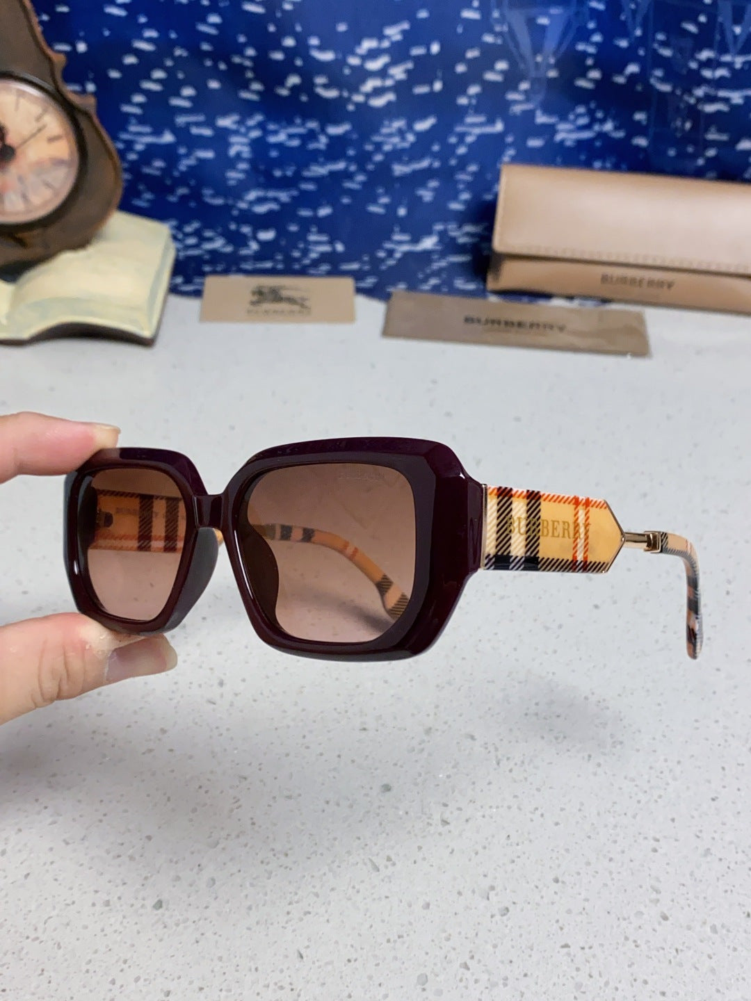 Burberry Rectangular Red Lens Sunglasses for Men & Women - 487410 - detail image 6