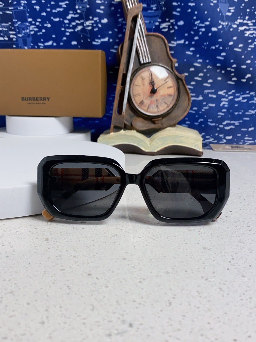 Burberry Rectangular Black Lens Sunglasses for Men & Women - detail image 9