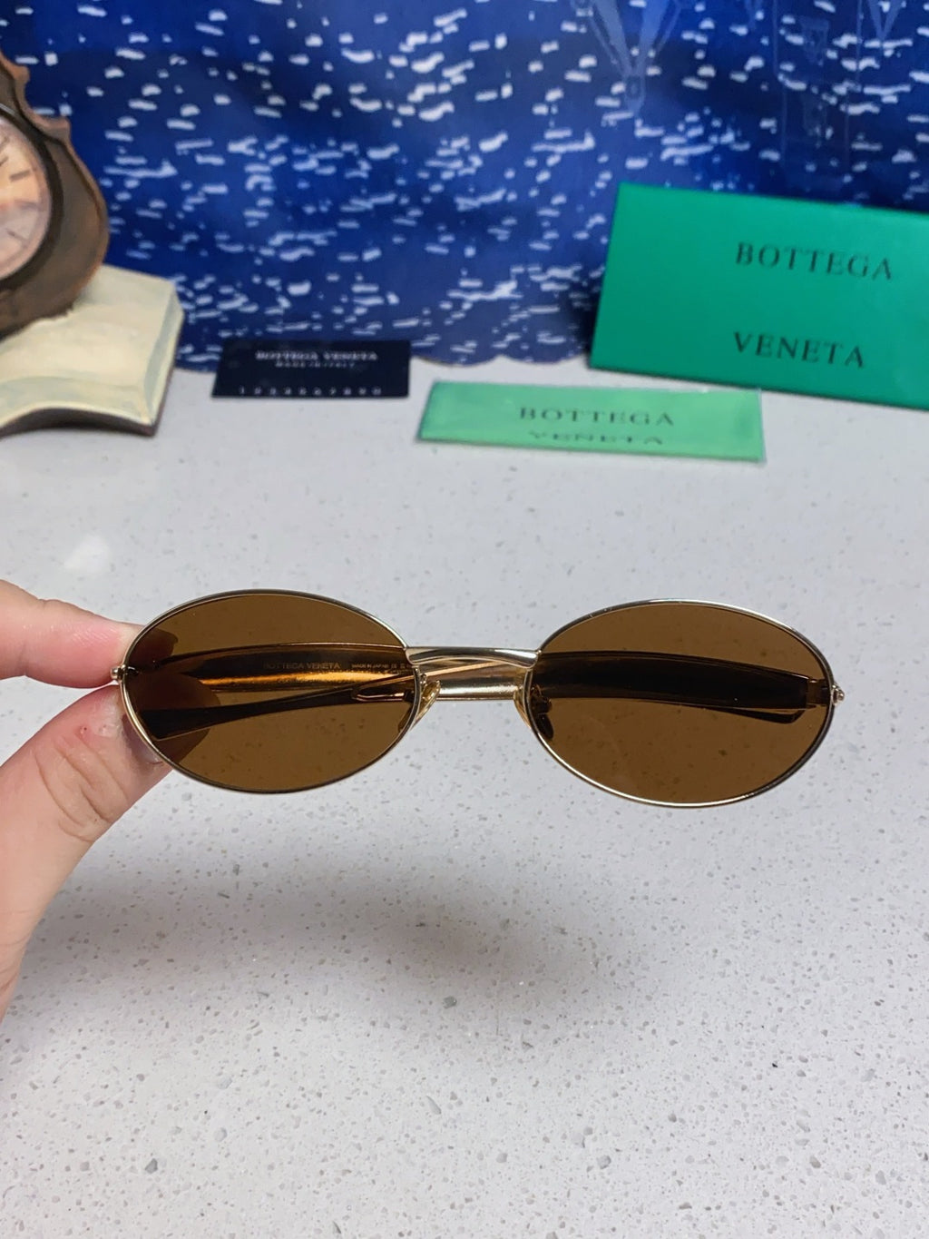 Bottega Veneta BV1386 Oval Brown Lens Sunglasses for Men & Women - detail image 4