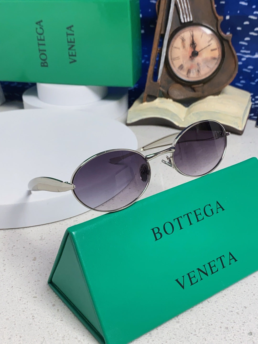 Bottega Veneta BV1386 Oval Silver Lens Sunglasses for Men & Women - detail image 9