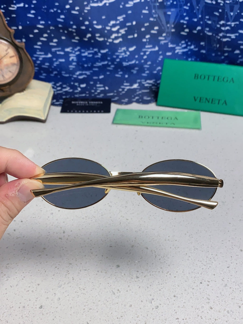 Bottega Veneta BV1386 Oval Blue Lens Sunglasses for Men & Women - detail image 5