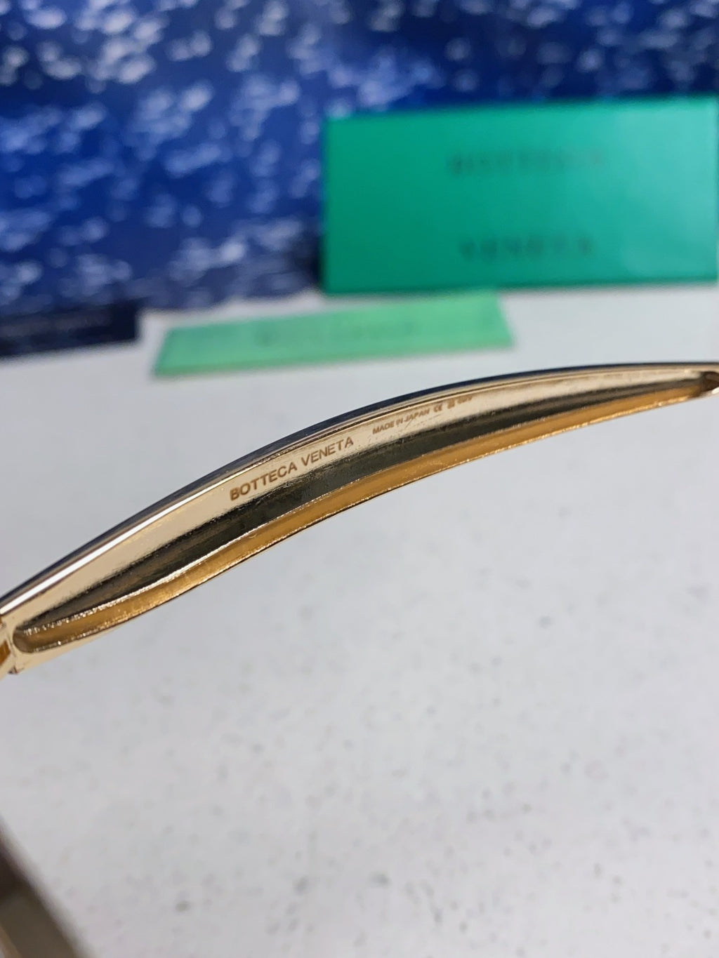 Bottega Veneta BV1386 Oval Blue Lens Sunglasses for Men & Women - detail image 7