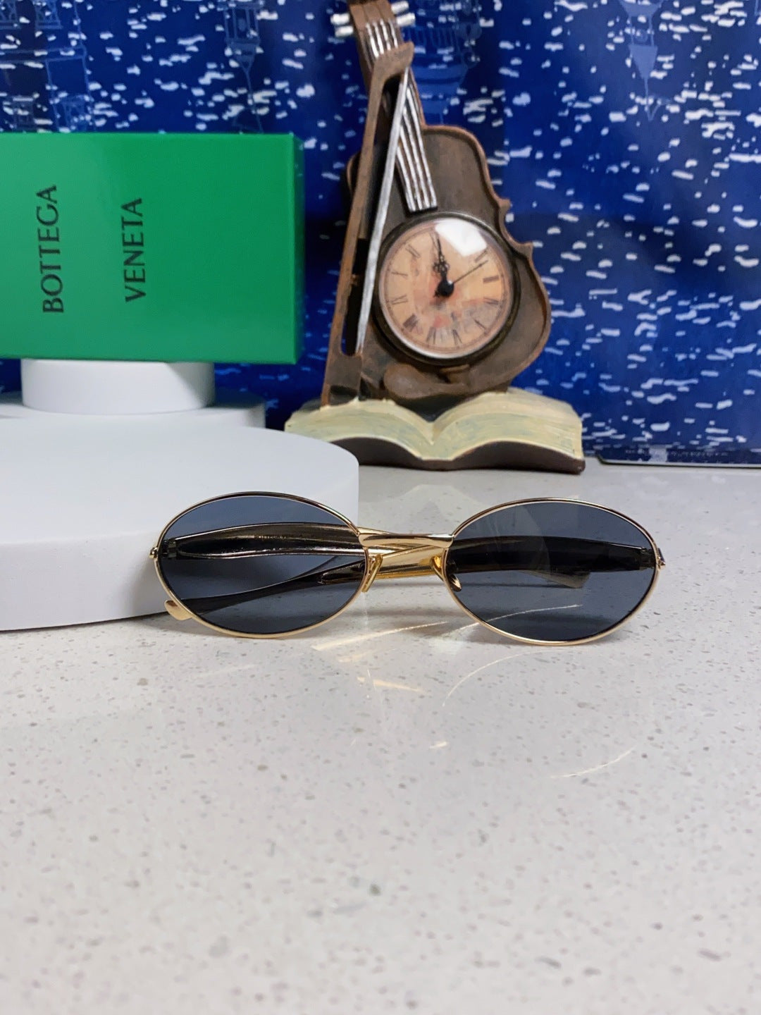 Bottega Veneta BV1386 Oval Blue Lens Sunglasses for Men & Women - detail image 8