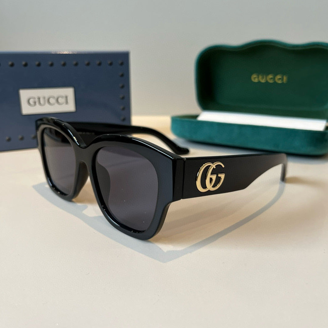 Gucci Oversized Black Lens Sunglasses for Men & Women - 448855 - detail image 3