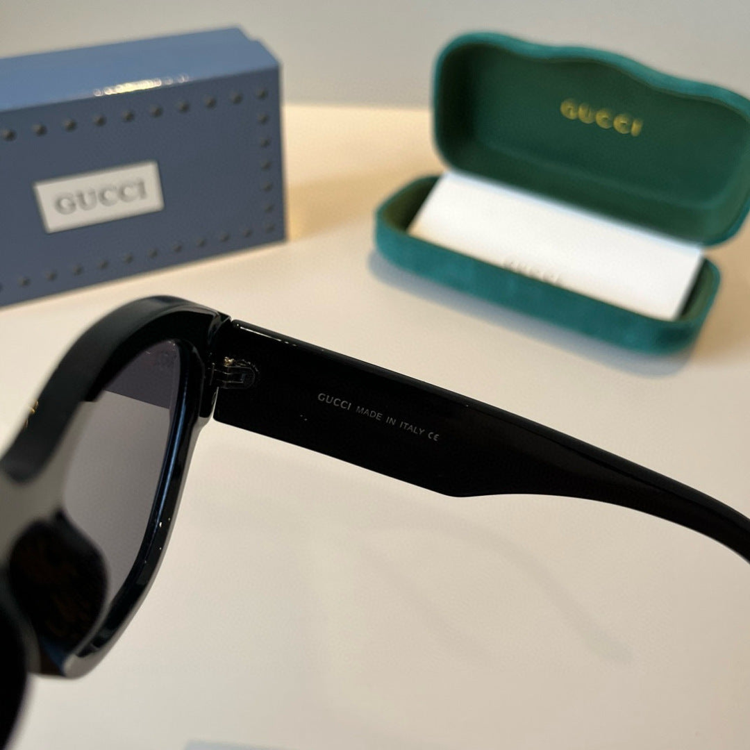 Gucci Oversized Black Lens Sunglasses for Men & Women - 448855 - detail image 10