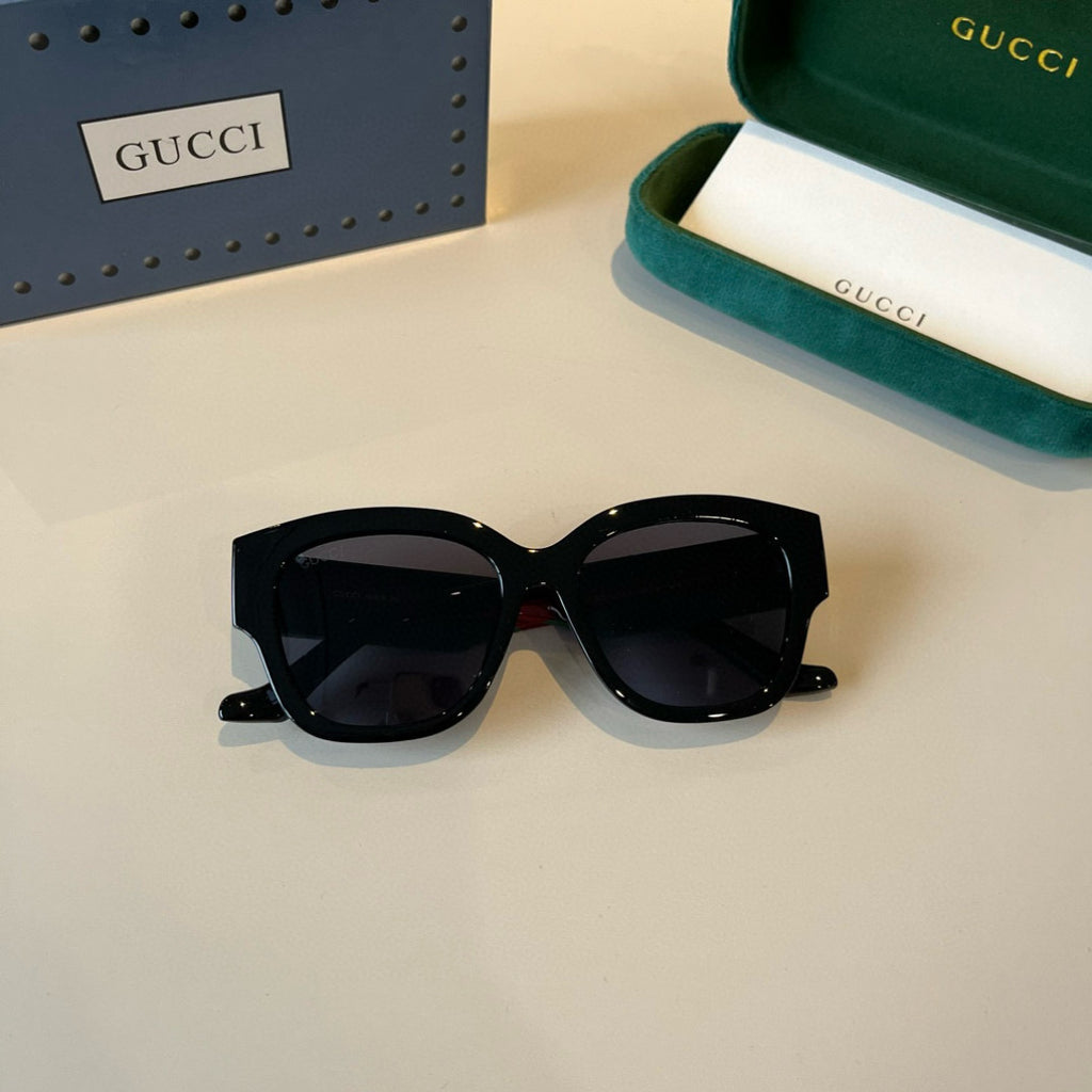 Gucci Oversized Black Lens Sunglasses for Men & Women - 448856 - detail image 7