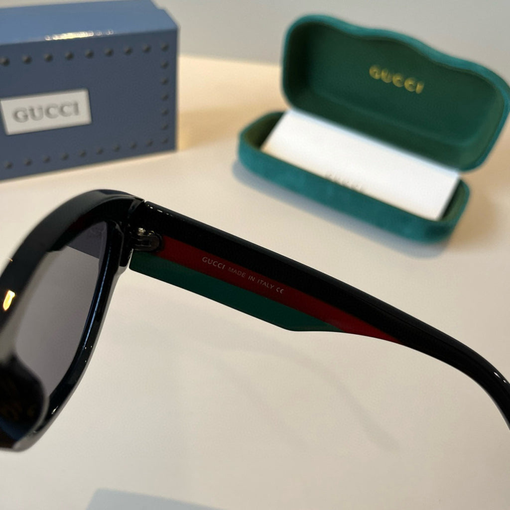 Gucci Oversized Black Lens Sunglasses for Men & Women - 448856 - detail image 8
