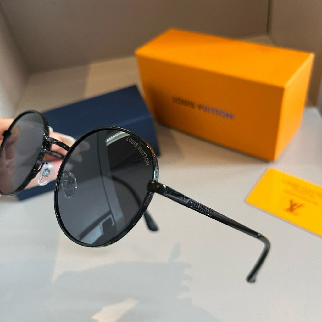Louis Vuitton Metal Fashion Silver Lens Sunglasses for Men & Women - detail image 4
