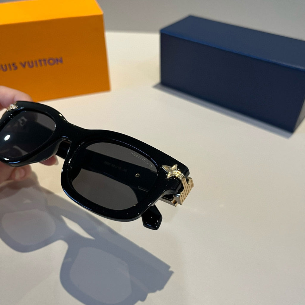 Louis Vuitton Fashion Black Lens Sunglasses for Men & Women - 431148 - detail image 5