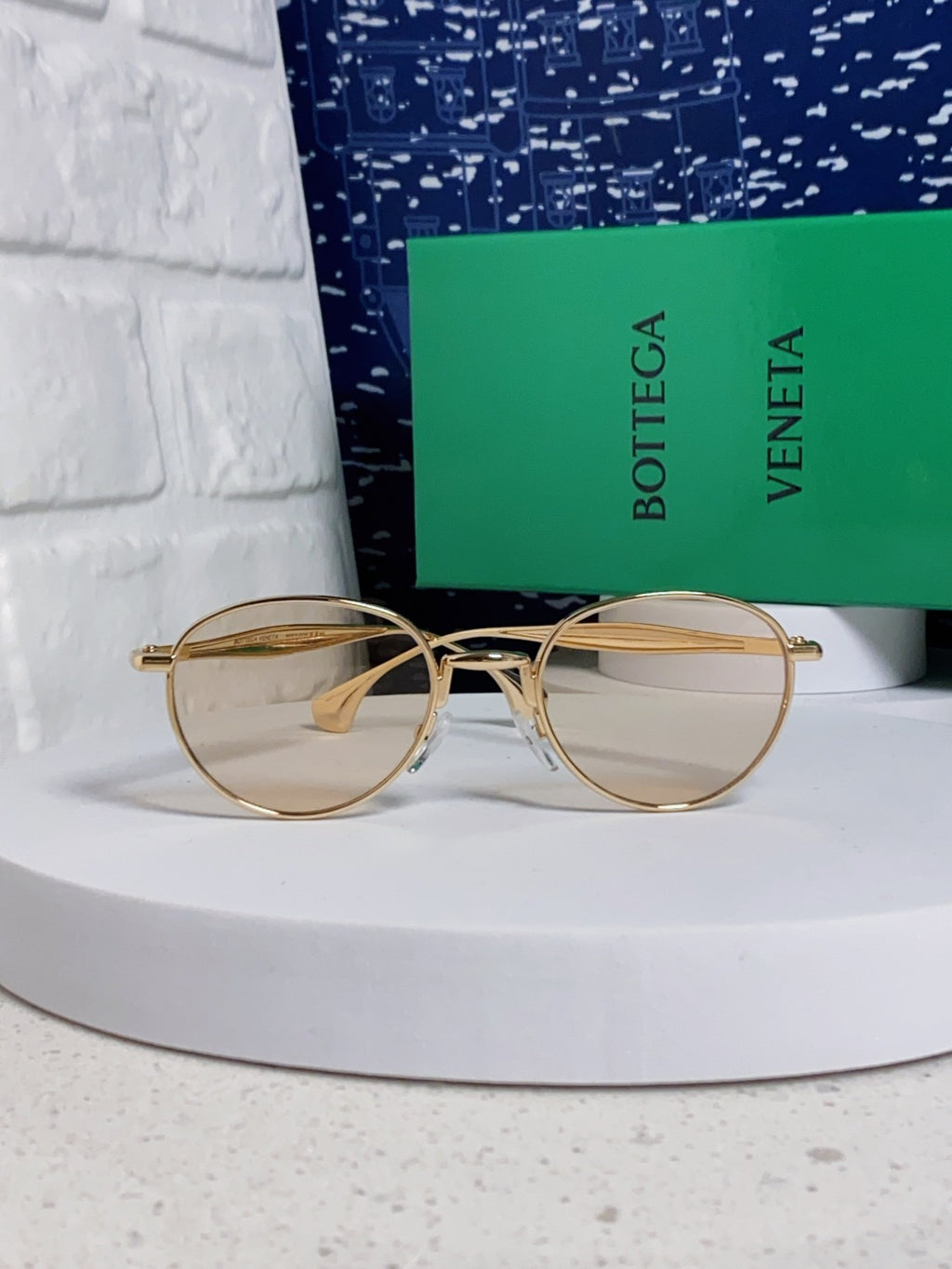 Bottega Veneta BV1396 Metal Oval Silver Lens Sunglasses for Men & Women - detail image 2