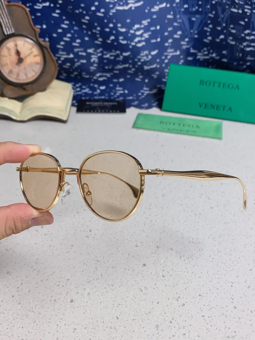 Bottega Veneta BV1396 Metal Oval Silver Lens Sunglasses for Men & Women - detail image 6